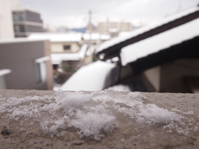 屋根修理・屋根工事は冬の積雪シーズン前がおすすめ!